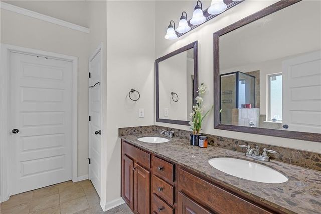 1074 Sly Fox Run Run, Fairburn, GA 30213