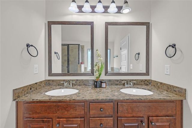 1074 Sly Fox Run Run, Fairburn, GA 30213