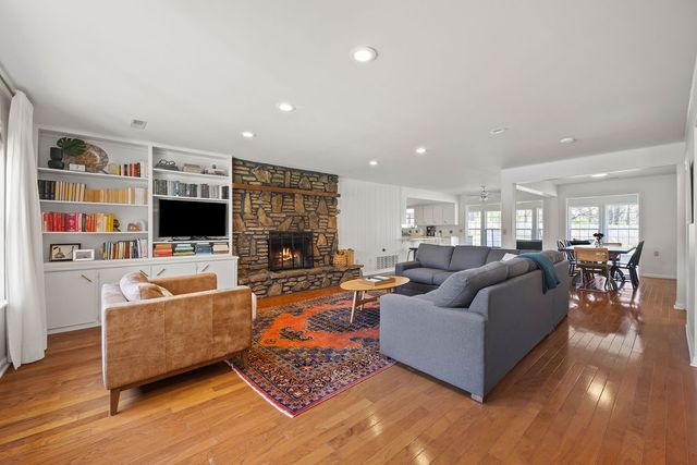 1661 Boston Place, Fayetteville, AR 72703