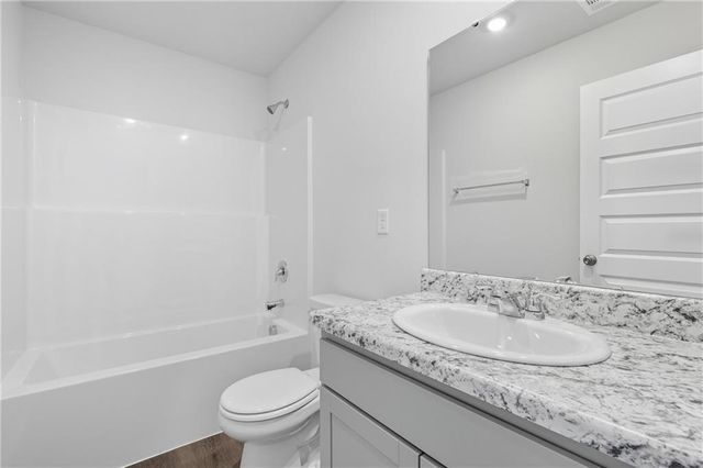 20846 Starside Street, Edgerton, KS 66021