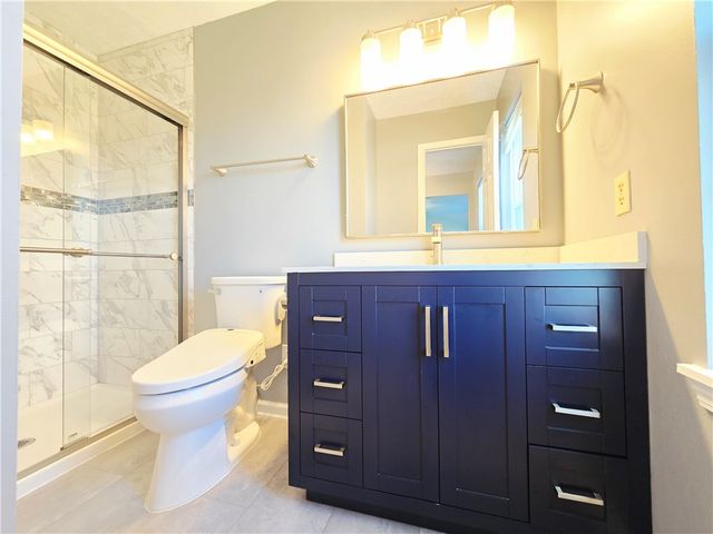 40 Oak Mills Crossing, Henrietta, NY 14586