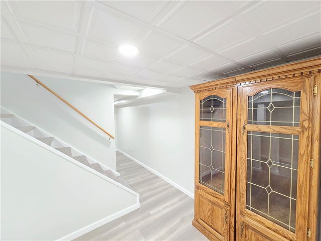 40 Oak Mills Crossing, Henrietta, NY 14586