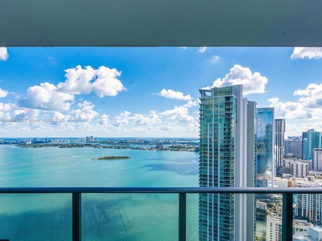 650 NE 32 3302, Miami, FL 33137