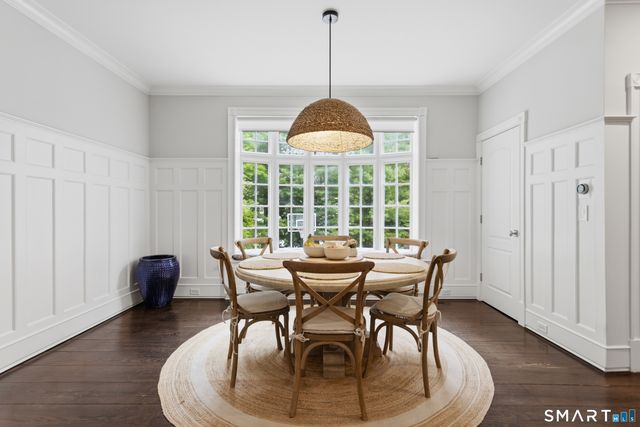 125 West Road, New Canaan, CT 06840