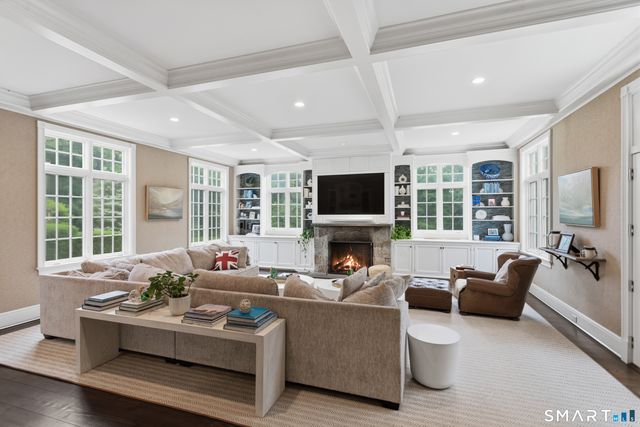 125 West Road, New Canaan, CT 06840