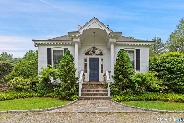 125 West Road, New Canaan, CT 06840