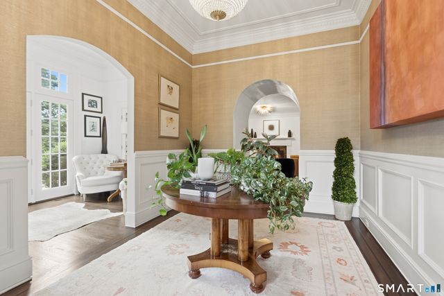 125 West Road, New Canaan, CT 06840