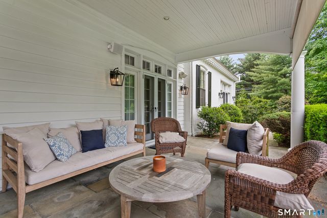 125 West Road, New Canaan, CT 06840