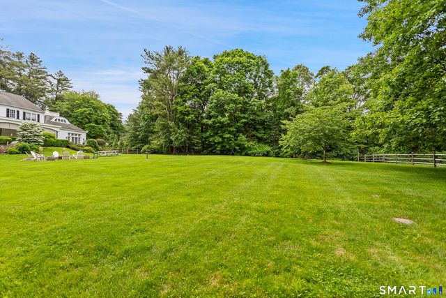 125 West Road, New Canaan, CT 06840