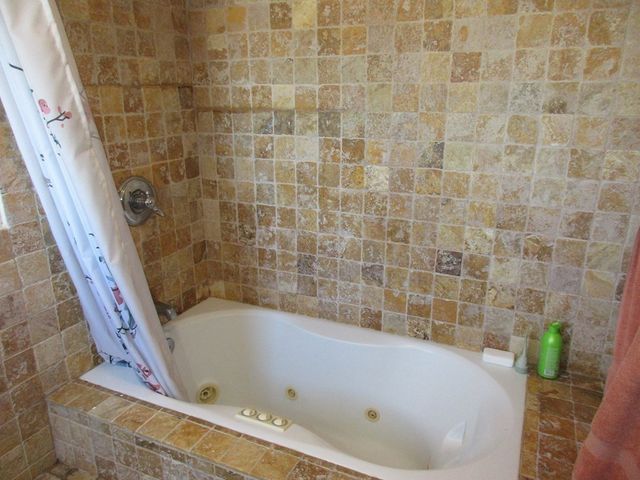 479 Crafts Street, Newton, MA 02465