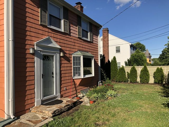 479 Crafts Street, Newton, MA 02465