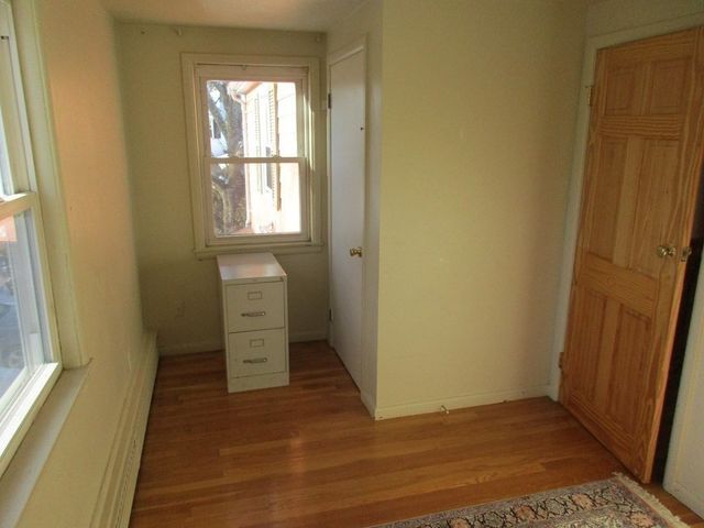 479 Crafts Street, Newton, MA 02465