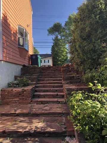 479 Crafts Street, Newton, MA 02465