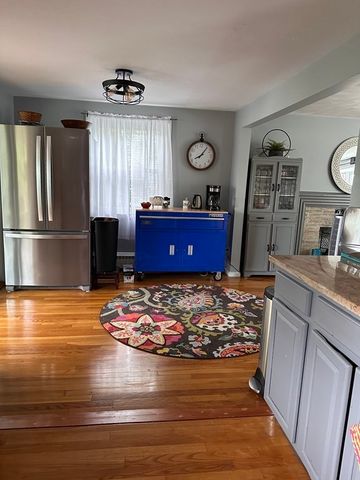 479 Crafts Street, Newton, MA 02465