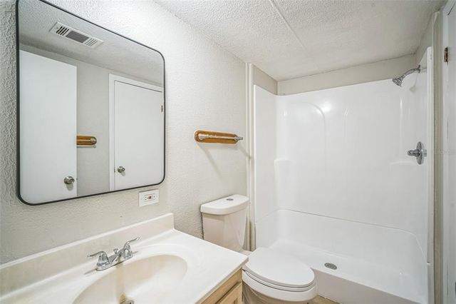 12911 WORCHESTER AVENUE, Tampa, FL 33624
