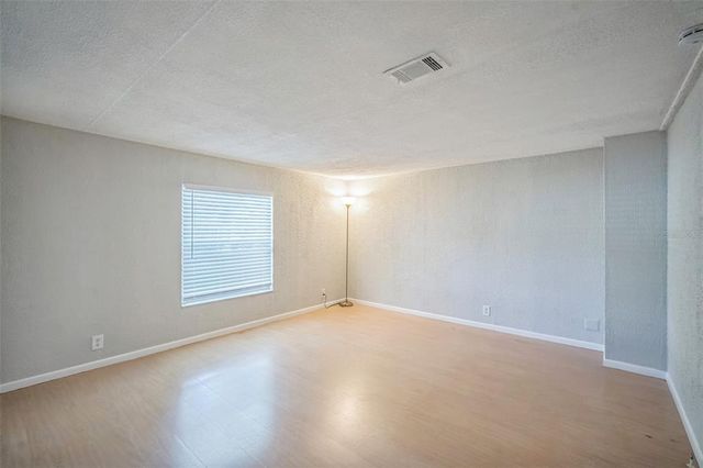 12911 WORCHESTER AVENUE, Tampa, FL 33624