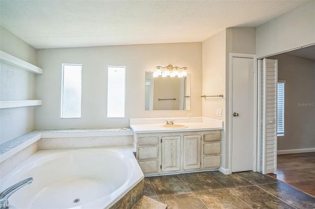 12911 WORCHESTER AVENUE, Tampa, FL 33624