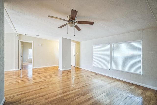 12911 WORCHESTER AVENUE, Tampa, FL 33624