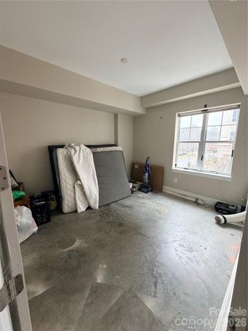 4625 Piedmont Row Drive, Charlotte, NC 28210