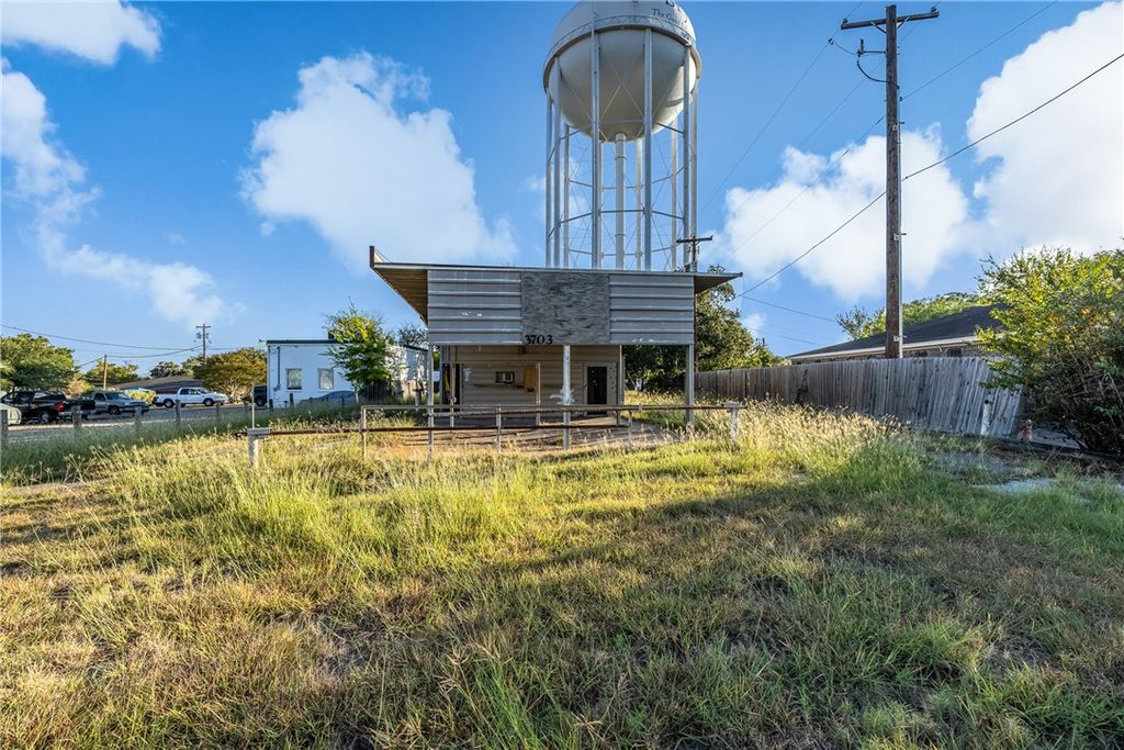 3703 South College Avenue, Bryan, TX 77801 — photo 2