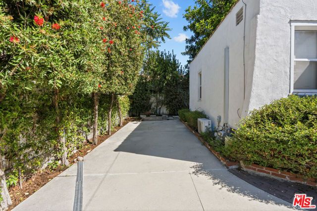 55 W Washington Boulevard, Pasadena, CA 91103