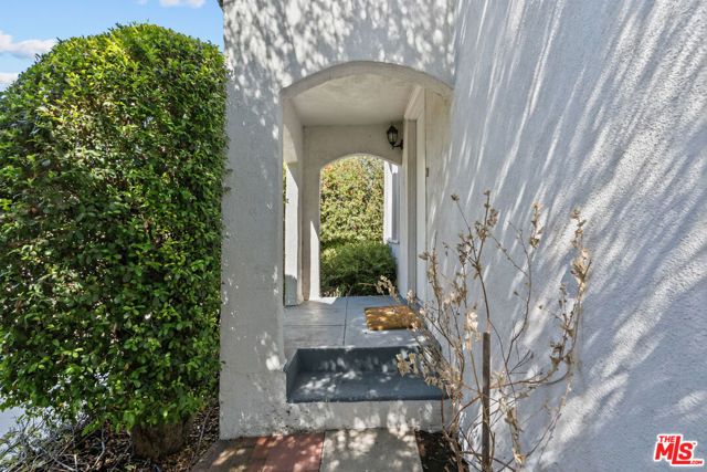 55 W Washington Boulevard, Pasadena, CA 91103