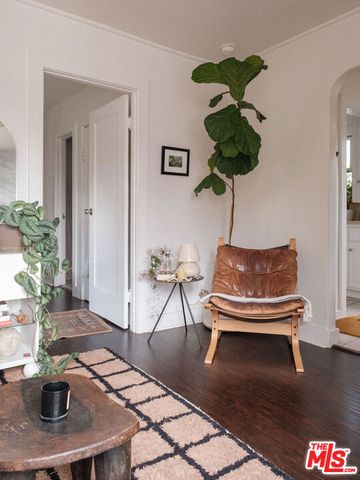 55 W Washington Boulevard, Pasadena, CA 91103