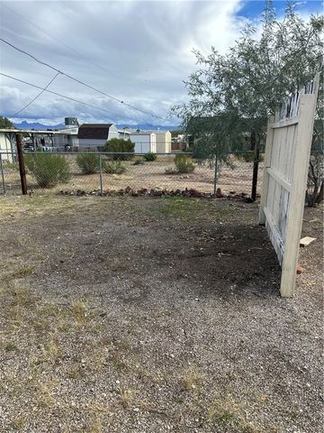 927 Sandy Beach Drive, Bullhead City, AZ 86442