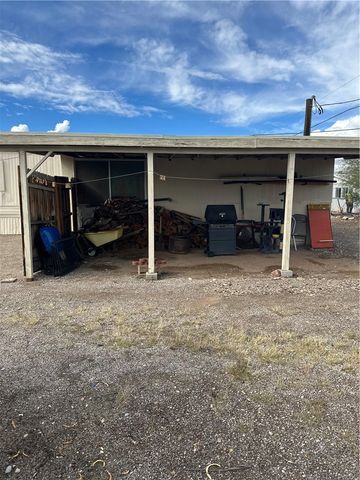 927 Sandy Beach Drive, Bullhead City, AZ 86442