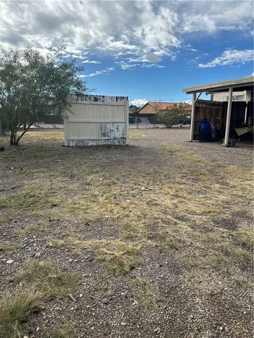 927 Sandy Beach Drive, Bullhead City, AZ 86442