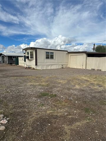 927 Sandy Beach Drive, Bullhead City, AZ 86442