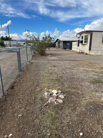 927 Sandy Beach Drive, Bullhead City, AZ 86442