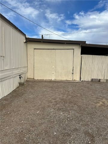 927 Sandy Beach Drive, Bullhead City, AZ 86442