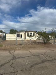 927 Sandy Beach Drive, Bullhead City, AZ 86442