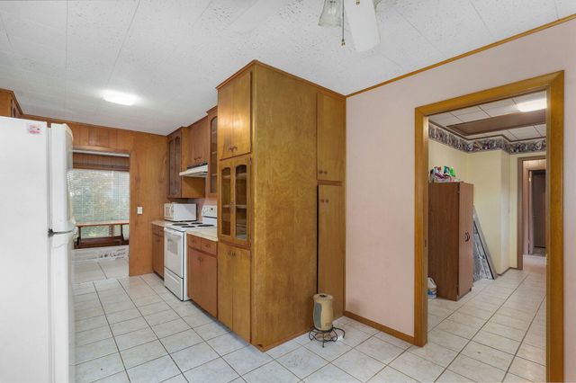 116 Mcclintic Avenue, Forsyth, MO 65653