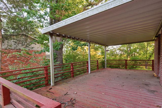 116 Mcclintic Avenue, Forsyth, MO 65653
