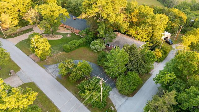 116 Mcclintic Avenue, Forsyth, MO 65653