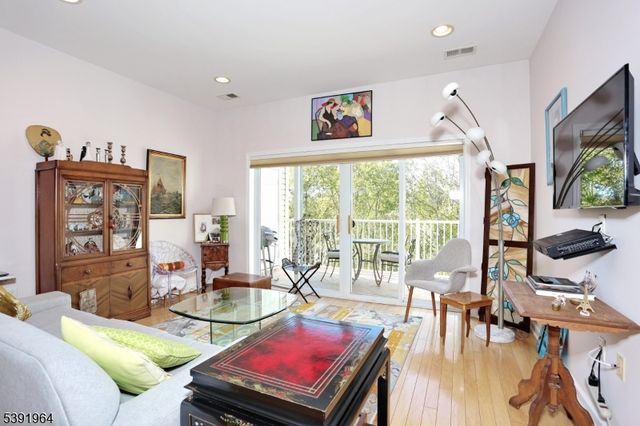 8317 Warrens Way, Wanaque Boro, NJ 07465