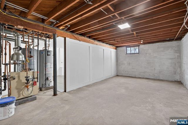 33 Westminster Place, Garfield, NJ 07026