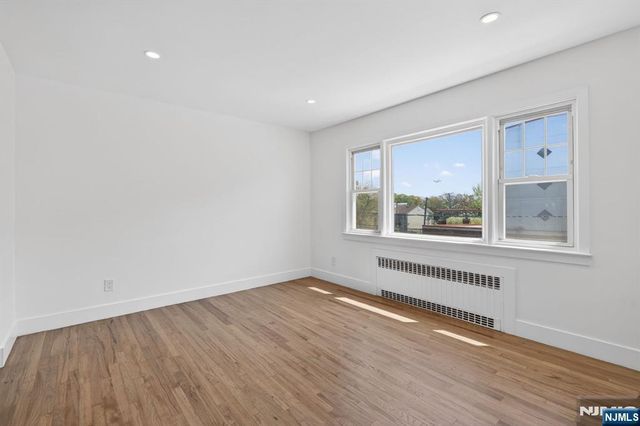 33 Westminster Place, Garfield, NJ 07026