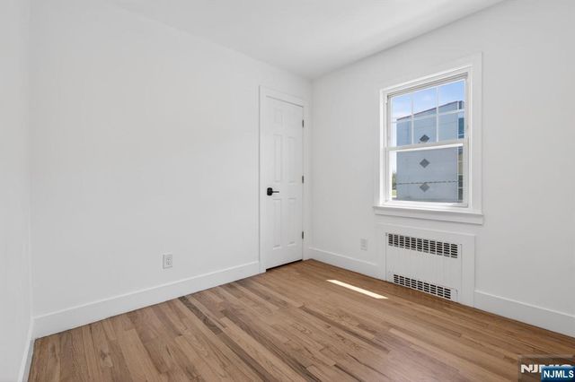 33 Westminster Place, Garfield, NJ 07026