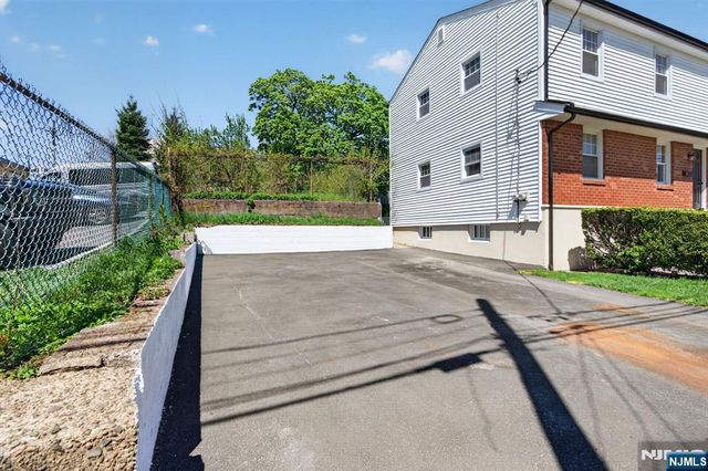 33 Westminster Place, Garfield, NJ 07026