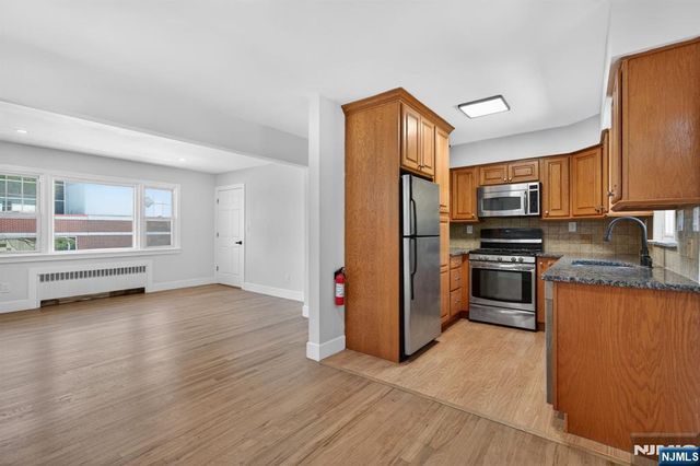 33 Westminster Place, Garfield, NJ 07026