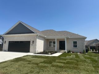 755 W Bentley Circle 755 W Bentley Circle, Troy, OH 45373