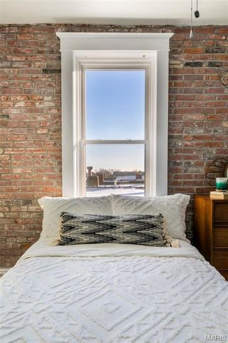 3462 Morganford Road, St Louis, MO 63116