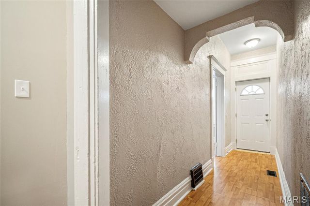 3462 Morganford Road, St Louis, MO 63116