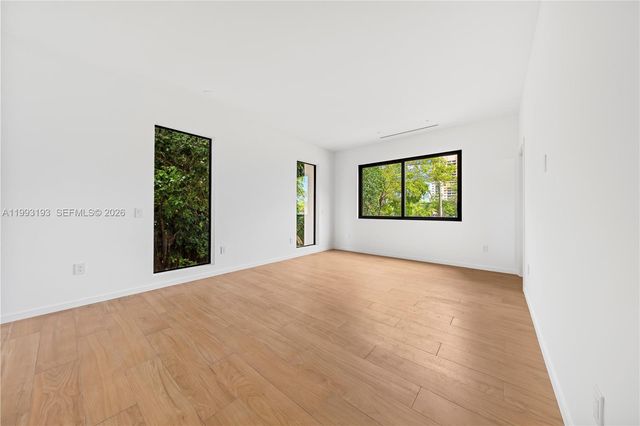 2360 SW 32nd Ave Right, Miami, FL 33145