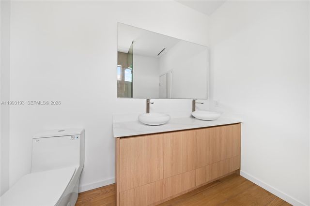 2360 SW 32nd Ave Right, Miami, FL 33145