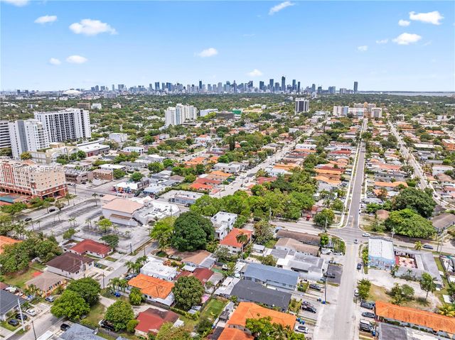 2360 SW 32nd Ave Right, Miami, FL 33145