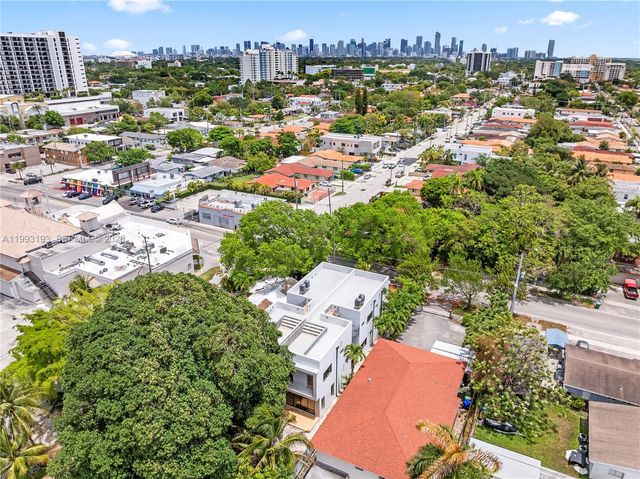 2360 SW 32nd Ave Right, Miami, FL 33145